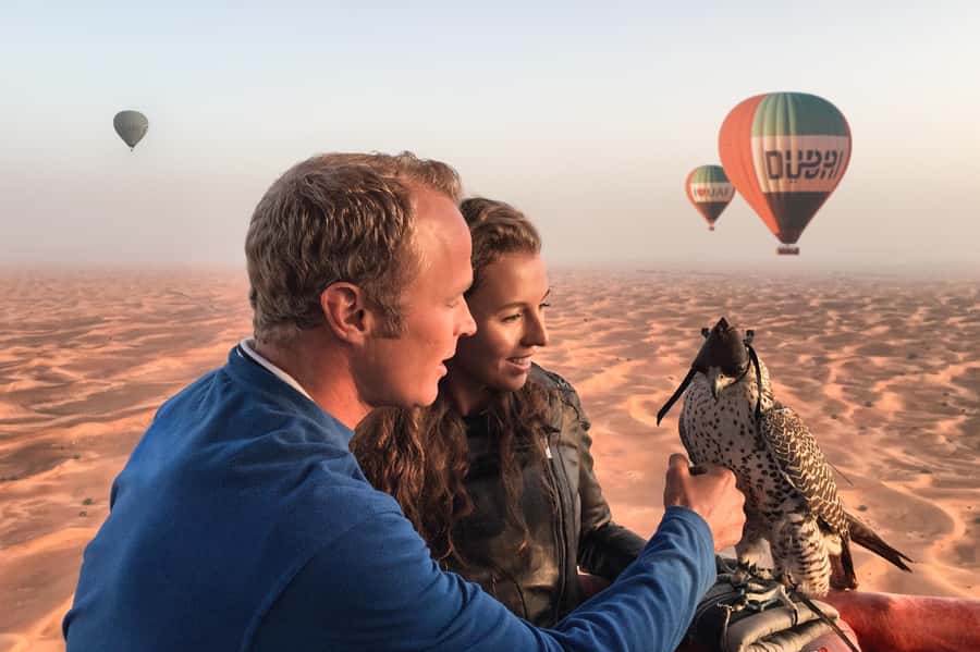 Dubai: Luxury Balloon Flight with Michelin-Curated Breakfast - One quiet hour above the Dubai Desert