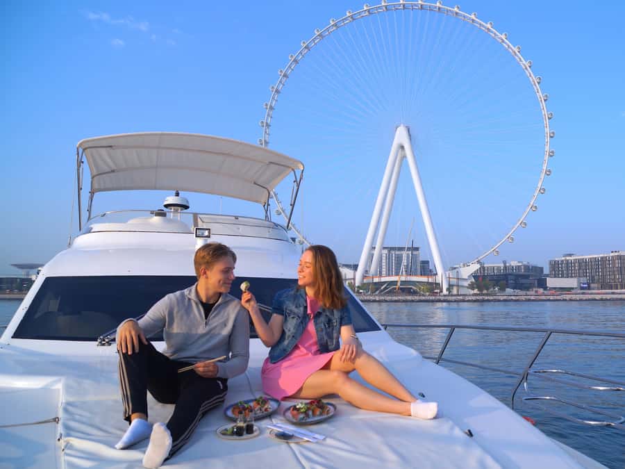 Dubai: Luxury Private 50 FT Yacht Cruise + Optional Sushi - Adding the private sushi dinner