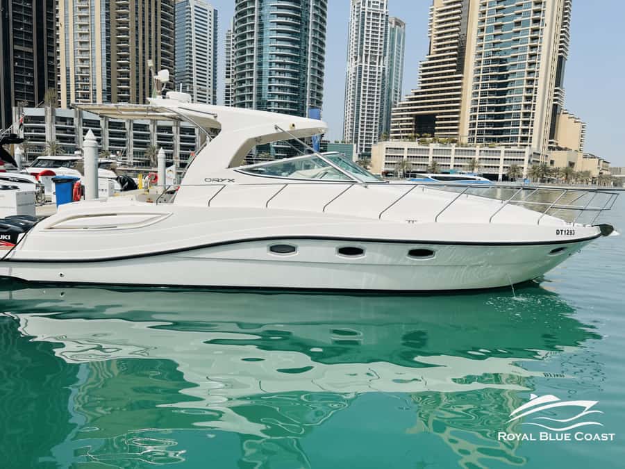 Dubai Marina: 2-Hour Mini Yacht Ride - Why Dubai looks better from a small yacht
