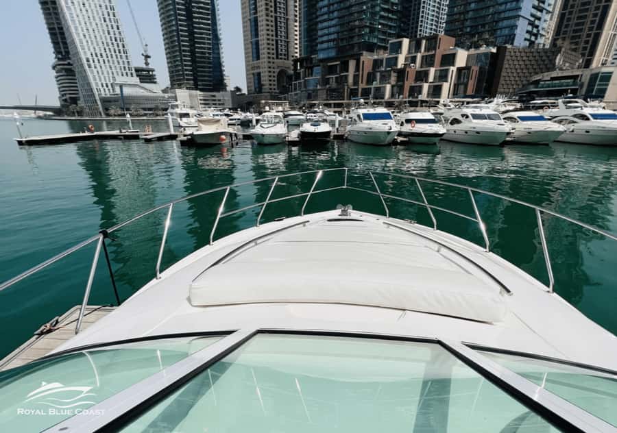 Dubai Marina: 2-Hour Mini Yacht Ride - The Marina cruise and its skyline views