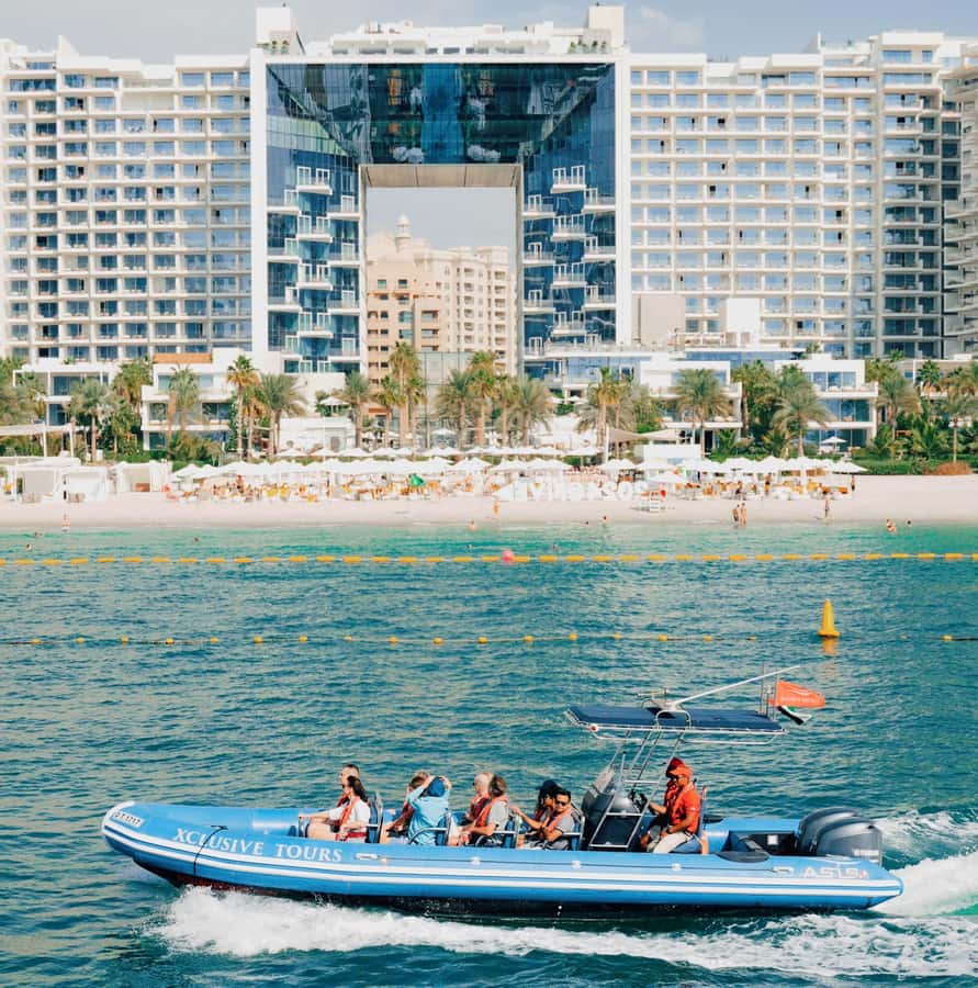 Dubai: Marina, Atlantis, Palm & Burj Al Arab Speedboat Tour - Choosing the best departure time
