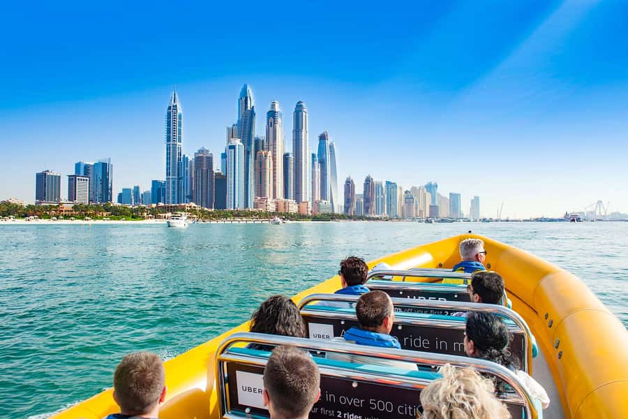 Dubai Marina: Guided Sightseeing Tour by Speedboat - The thrill ride between the sights