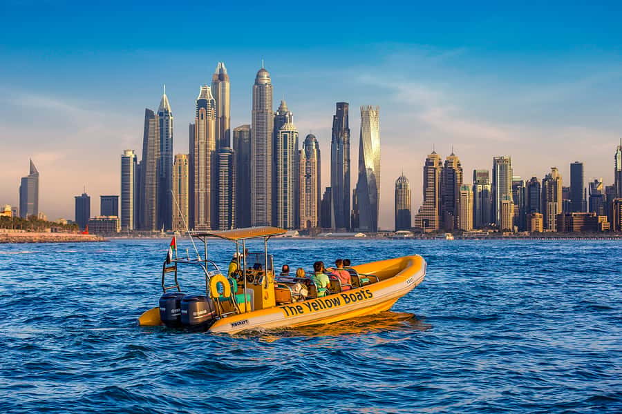 Dubai Marina: Guided Sightseeing Tour by Speedboat - Starting in Dubai Marina