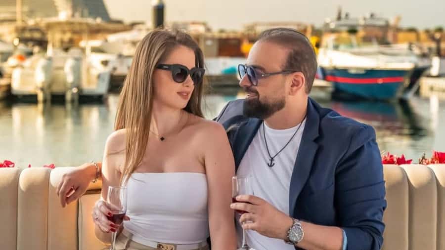 Dubai Marina: Private Boat Tour with Flower - Why the private price can be good value