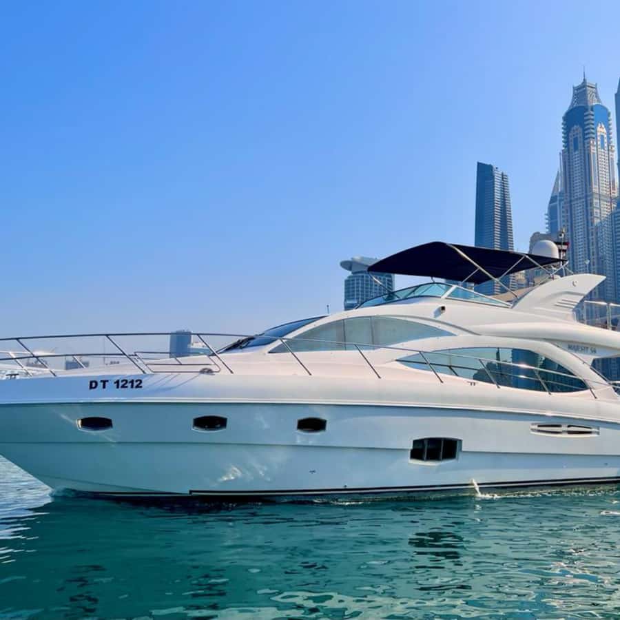 Dubai: Marina Sightseeing on Yacht with Breakfast - What the onboard rules mean