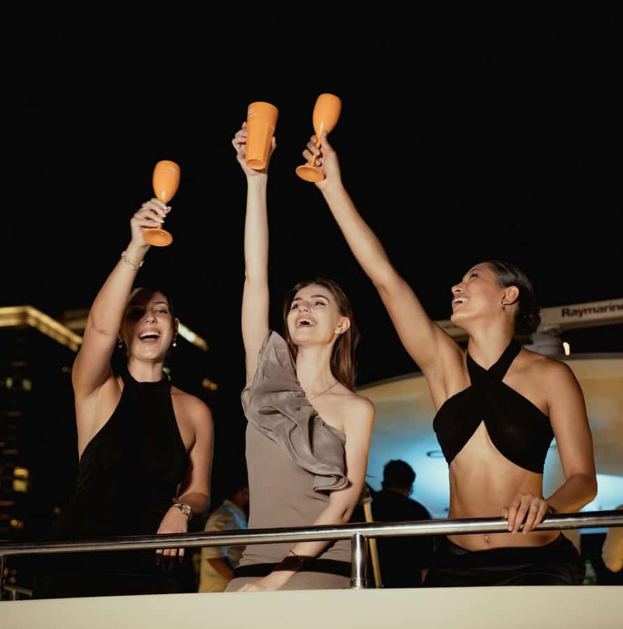 Dubai: Marina Yacht Party with BBQ, Unlimited Drinks and DJ - Key points before you book