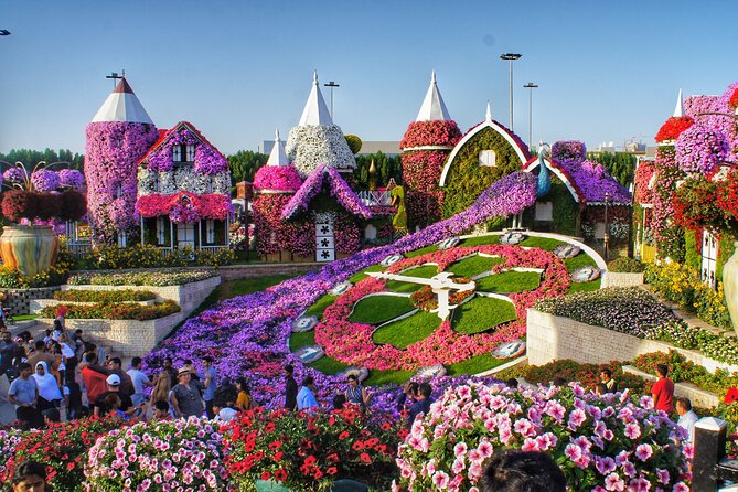 Dubai Miracle Garden Admission Ticket with Hotel Transfer - Entering the garden and getting your bearings