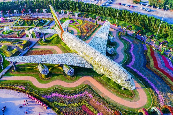 Dubai: Miracle Garden Ticket With Transfer - What the chauffeur service adds
