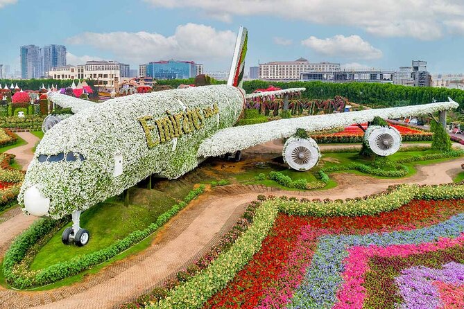 Dubai: Miracle Garden Tickets with Round-trip Transfer - Arriving at Miracle Garden