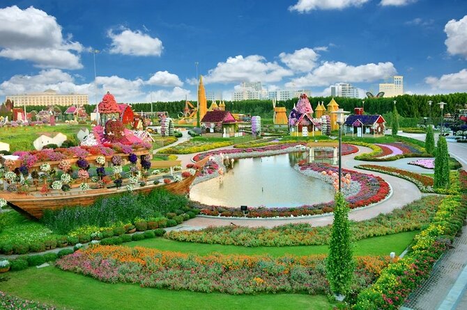 Dubai: Miracle Garden Tickets with Round-trip Transfer - Two hours inside: enough, but not generous