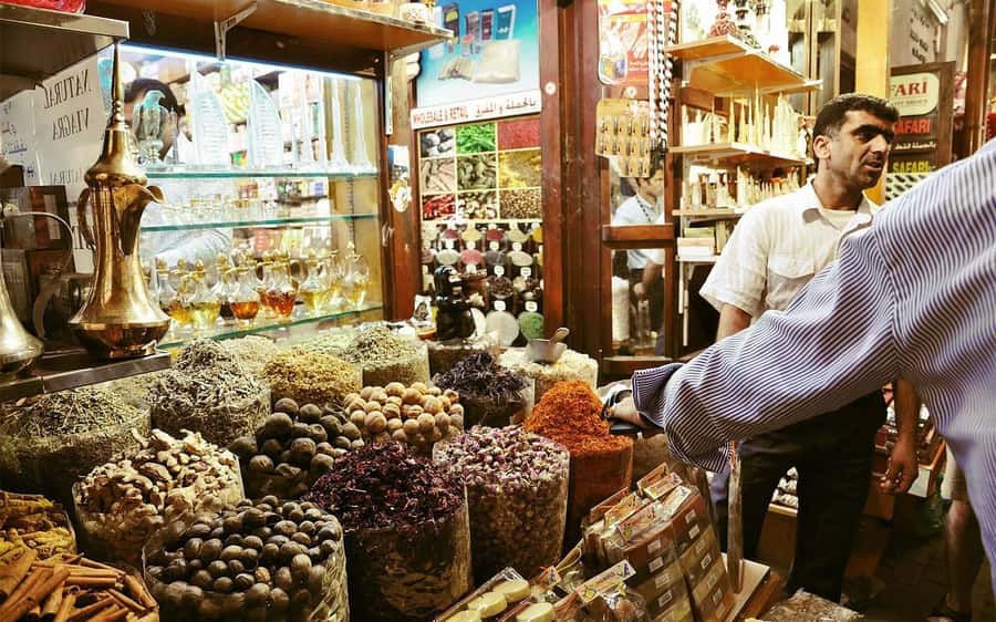 Dubai: Old City Walking Tour with Abra Ride - Key points at a glance