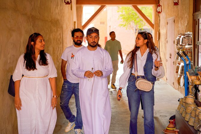 Dubai: Old Town, Souks, Street Food, Guided Tour & Abra Ride - Spices, bargaining, and the Dubai Gold Souk
