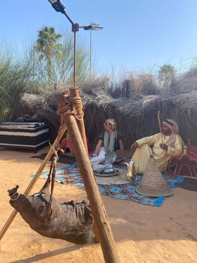 Dubai: Old Town Walking Tour with Abra Cruise & Street Food - Textile Souk, colors, and the art of browsing