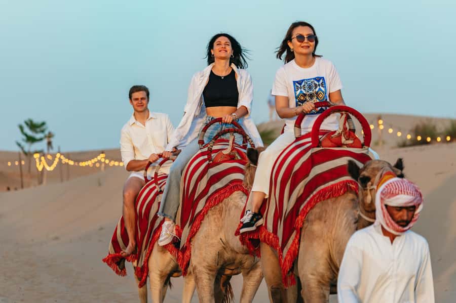 Dubai: Overnight Safari, Dinner, Stargazing & Al Khayma Camp - The ride from Dubai to the Lahbab dunes