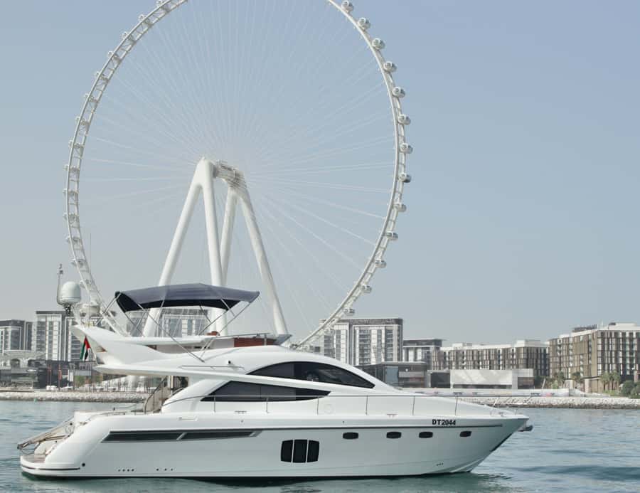 Dubai: Palm Jumeirah luxury private yacht Tour - Leaving Dubai Marina for a city-sized view