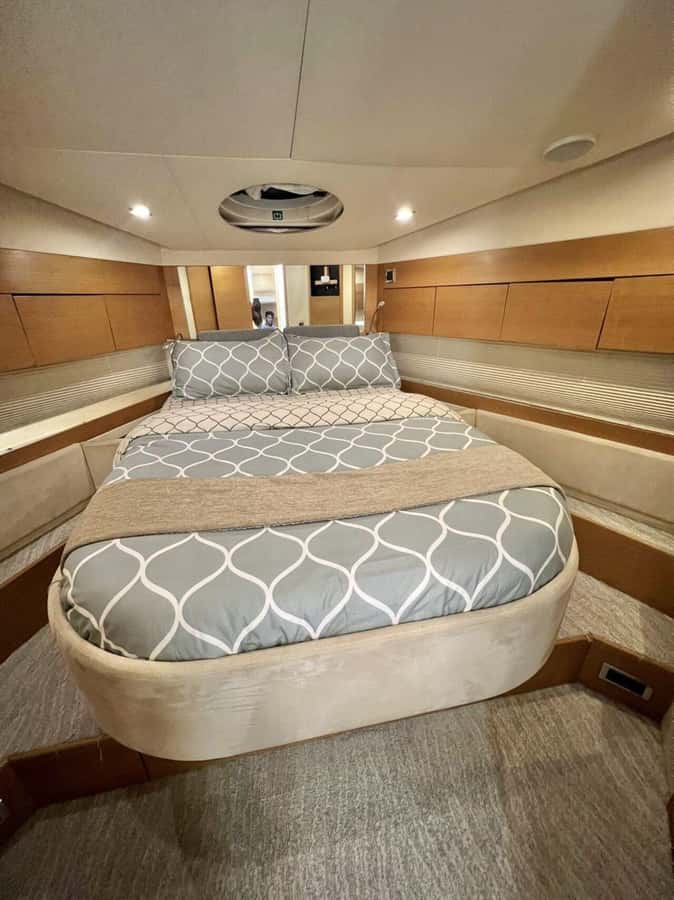 Dubai: Palm Jumeirah luxury private yacht Tour - Booking details that can save you trouble