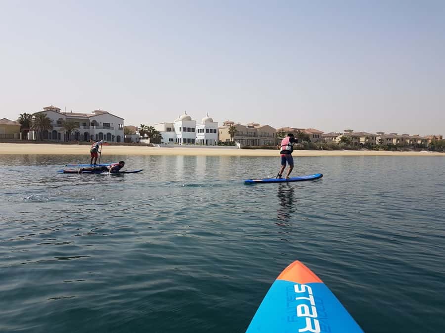 Dubai: Palm Jumeirah Paddle Boarding Tour - Timing, heat, and what to bring