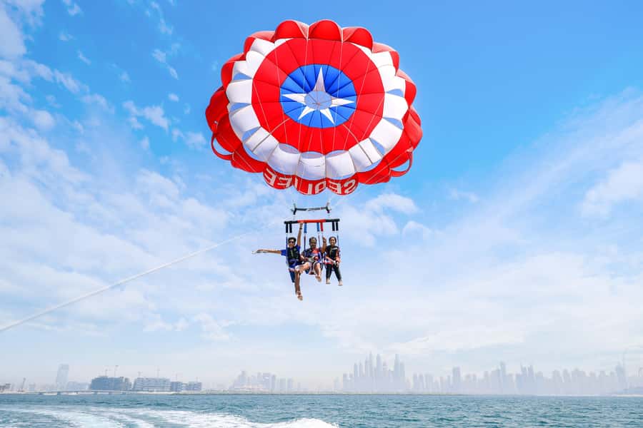 Dubai: Palm View and JBR View Parasailing Experience - Safety, staff, and first-time confidence