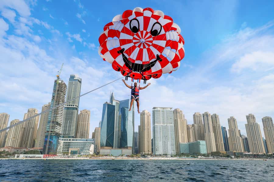 Dubai: Palm View and JBR View Parasailing Experience - Is $70 good value for Dubai parasailing?
