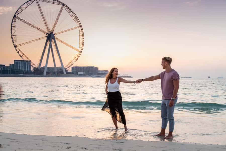 Dubai Photo Shoot with a Personal Travel Photographer - Why a private Dubai photo shoot makes sense