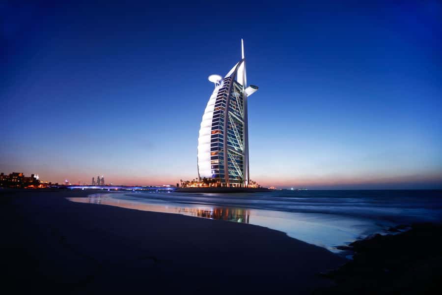 Dubai: Private 6-Hour Guided Late Night Layover Tour - Airport pickup makes a short layover easier