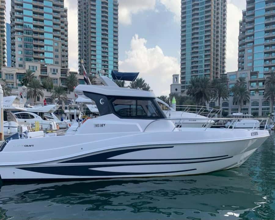 Dubai: Private Boat Cruise from Dubai Marina - What the crew adds to the experience