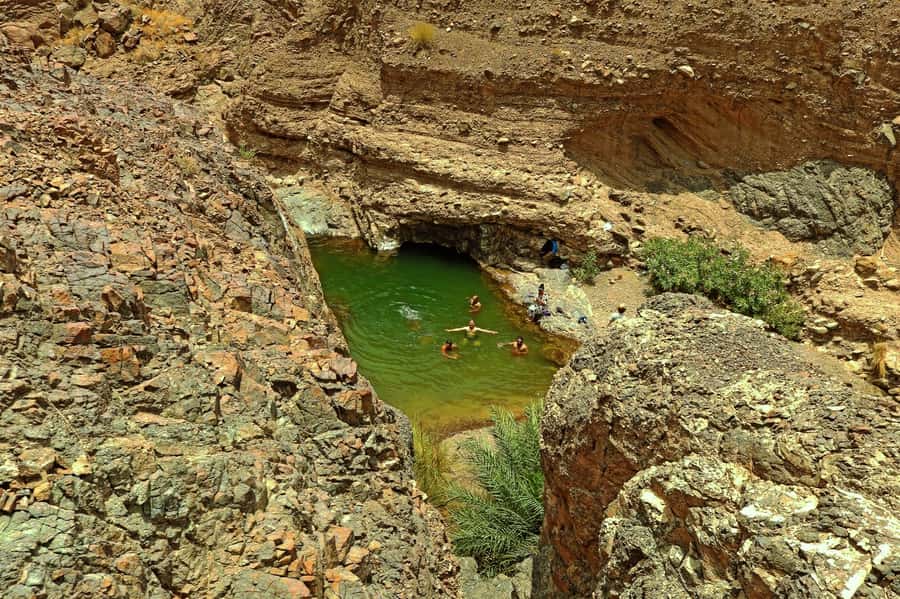 Dubai: Private Desert Day Tour and Wadi Shawka Pool Visit - From Dubai hotels to the Sharjah desert