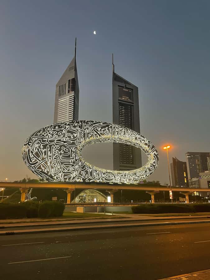Dubai:Private Frame Entry, Mosque, Souks, Tastings& transfer - The Blue Mosque: A Quieter Change Of Pace