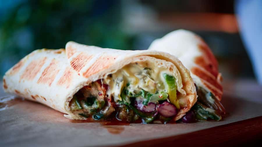 Dubai:Private Frame Entry, Mosque, Souks, Tastings& transfer - Spice Souk And Street Food Tastings