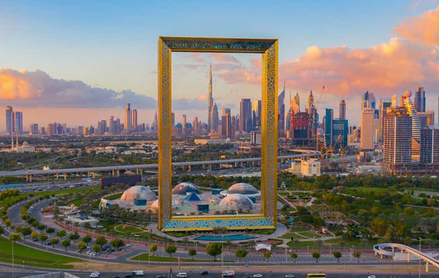 Dubai: Private Guided City Tour and Dubai Frame Entry Ticket - Dubai Frame gives the tour its best viewpoint