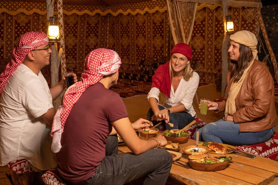 Dubai: Private Night Safari & Astronomy with 3-Course Dinner - The Bedouin dinner under an open sky