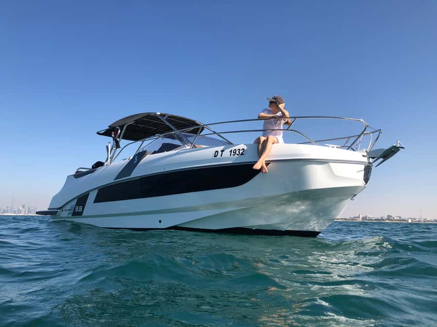 Dubai: Private Sea Escape Cruise - Swim, Tan & Sightsee - Starting at Dubai Marina