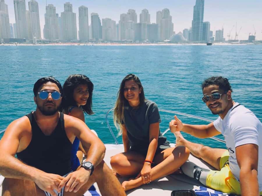 Dubai: Private Sea Escape Cruise - Swim, Tan & Sightsee - Palm Jumeirah and Atlantis The Palm