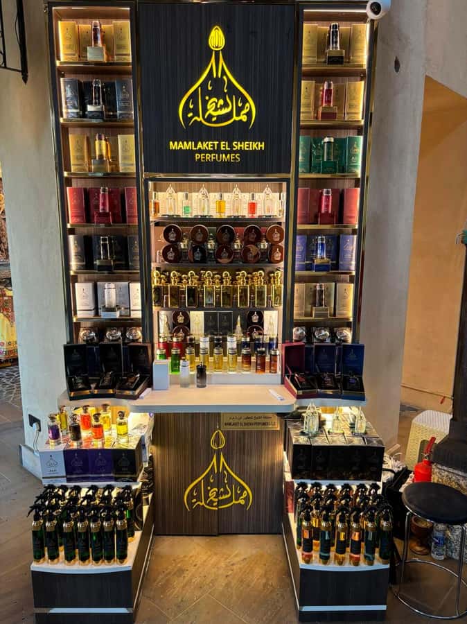 Dubai: Private Shopping City Tour and Global Village Tickets - Gold Souk: browse carefully and ask questions