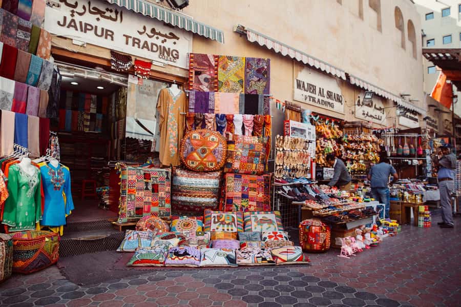 Dubai: Private Tour with Locals – Highlights & Hidden Gems - Spice Souk: useful guidance before you buy