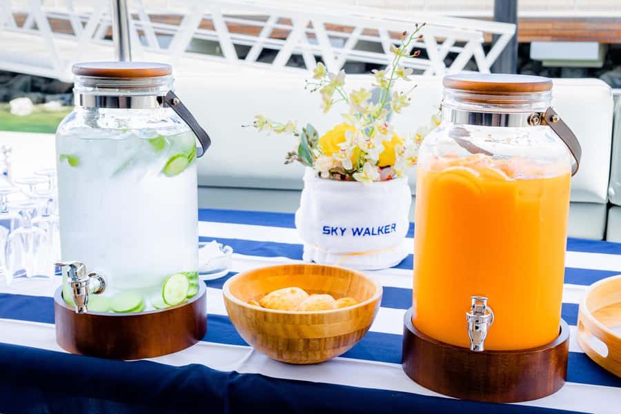Dubai: Private VIP Luxury Yacht Tour with BBQ & Drinks - Best occasions for this private yacht cruise