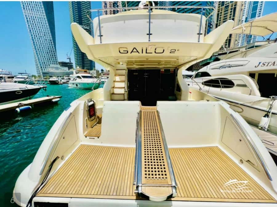 Dubai: Private Yacht Tour 50 feet - Is $460 a good value?