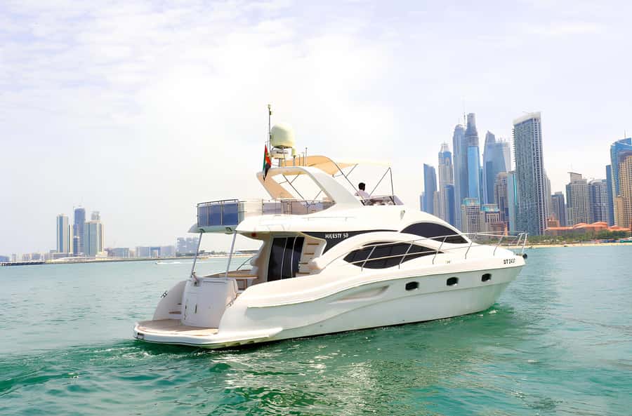 Dubai: Private Yacht Tour Experience with Soft Drinks - Dubai’s skyline, seen from a private deck