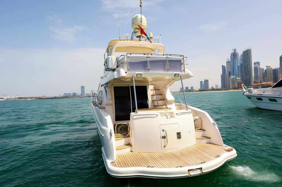 Dubai: Private Yacht Tour Experience with Soft Drinks - Ain Dubai and Jumeirah Beach Residence