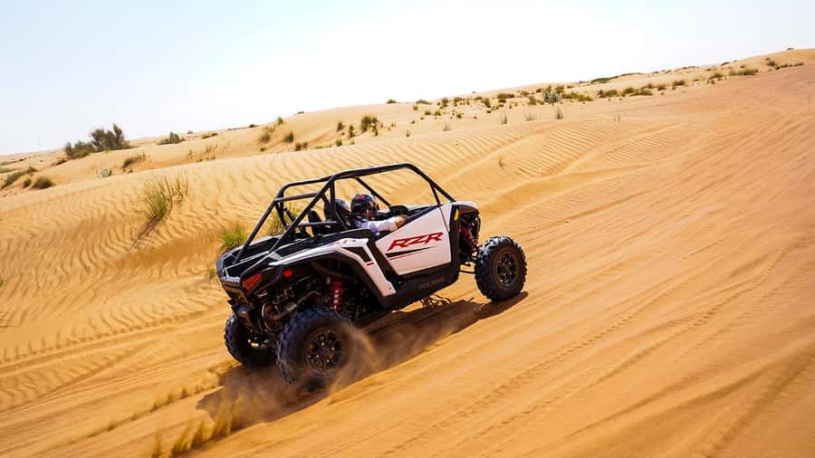 Dubai: Red Dune Desert, Dune Buggy Ride & BBQ Buffet Dinner - The drive out from Dubai