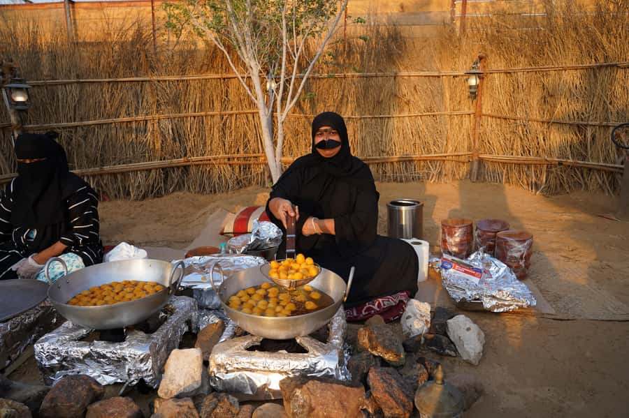 Dubai: Red Dunes Quad Bike with Sandboarding, Camels and BBQ - Is $65 good value?