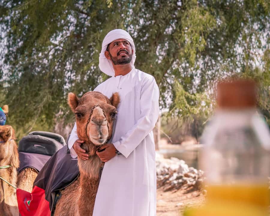 Dubai Red Dunes Safari: Dune Bashing, Camel Ride & Breakfast - Timing, clothing, and practical limits