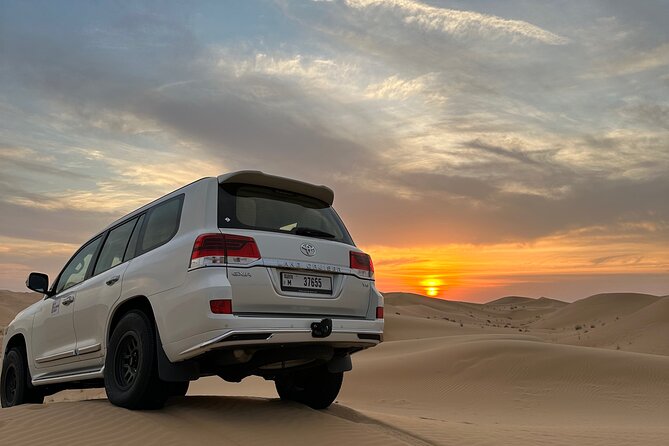 Dubai: Red Dunes, Sandsurf, Camel Ride, BBQ Dinner at Desert Camp - Red dunes first, camp dinner later