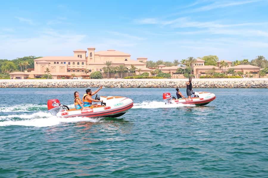 Dubai: Self-Drive Boat Experience for 1 or 2 People - Is $40 a good value?