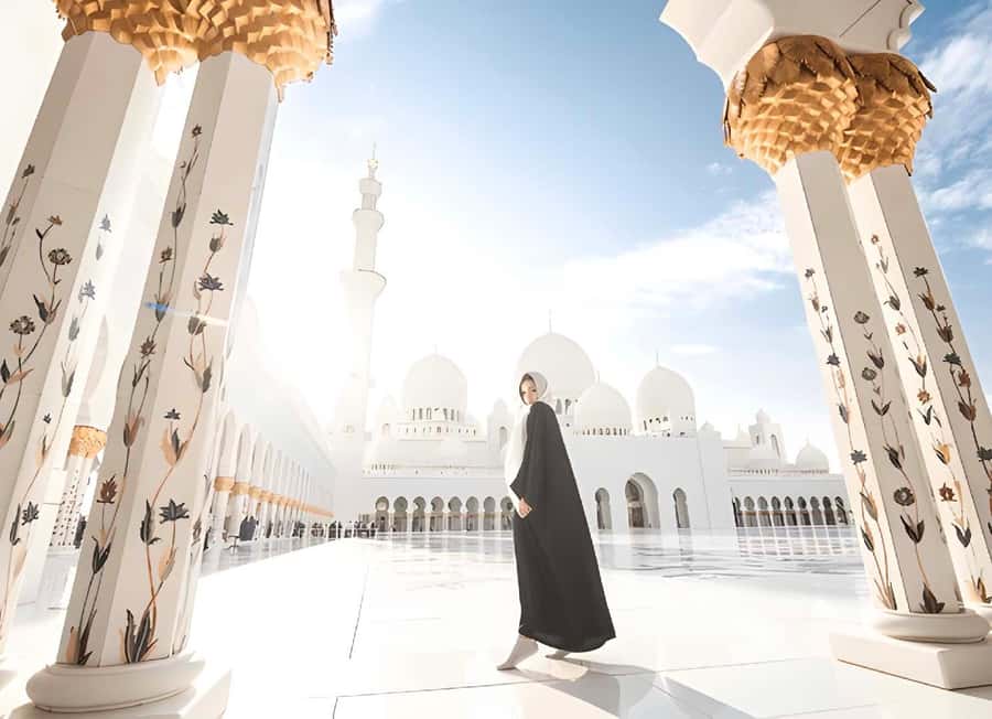 Dubai: Sheikh Zayed Mosque & Ferrari World Entry w/ Transfer - Why this Dubai to Abu Dhabi day trip works