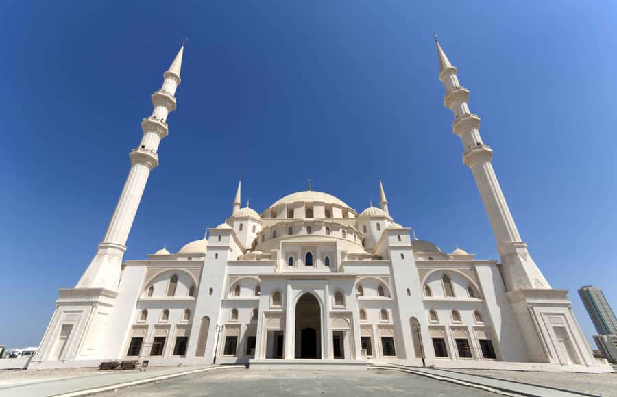 Dubai: Sheikh Zayed Mosque, Fujairah and Khorfakkan Tour - Mountain roads and the Najd Al Maqsar change
