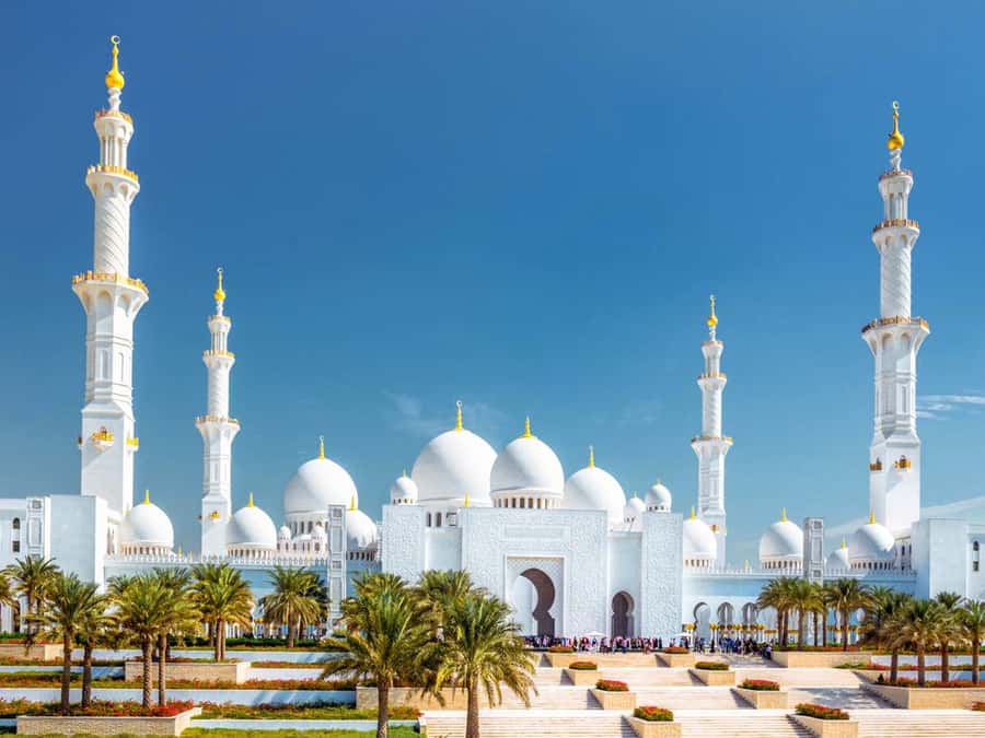 Dubai: Sheikh Zayed Mosque & Qasr Al Watan Tour with Pickup - Timing, traffic, and the return to Dubai