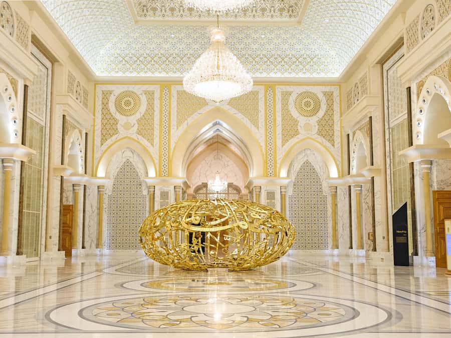 Dubai: Sheikh Zayed Mosque & Qasr Al Watan Tour with Pickup - Clothing, comfort, and practical preparation
