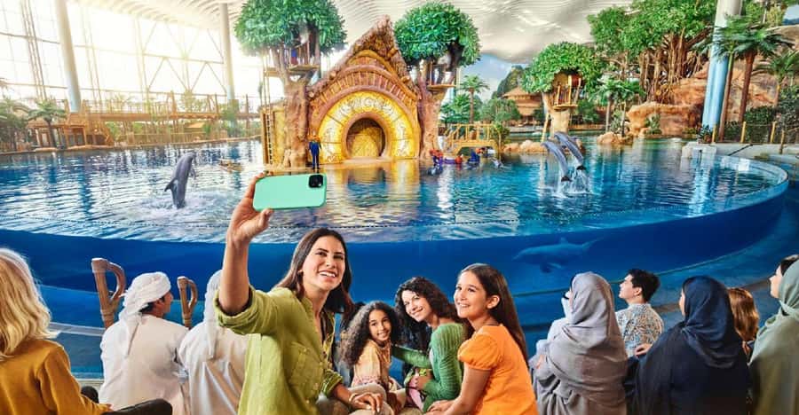 Dubai: Sheikh Zayed Mosque & SeaWorld Entry w/ Transfer - My recommendation for this 10-hour Abu Dhabi trip