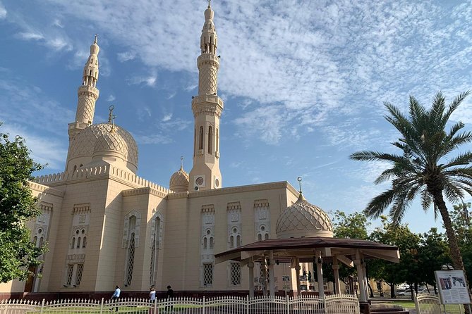 Dubai Sightseeing Day tour - Souk Madinat Jumeirah and Burj Al Arab